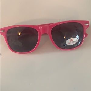 Vineyard vine sunglasses